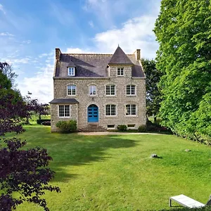 https://maison-boulvern.inbrittany.com